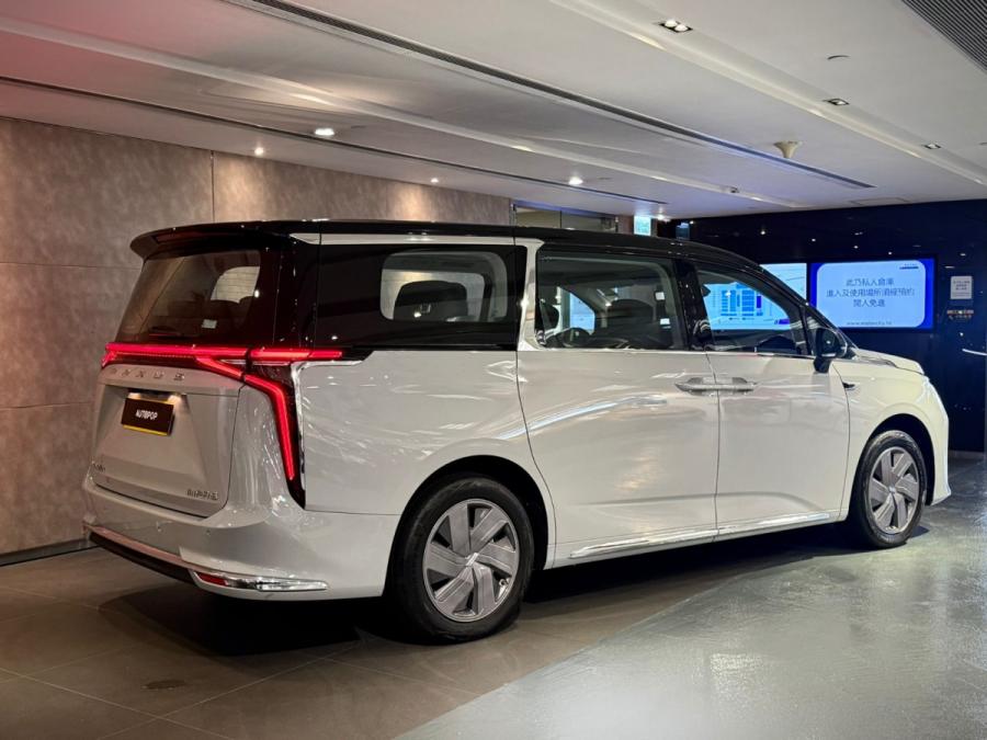 MIFA 9 PREMIUM - Image 3